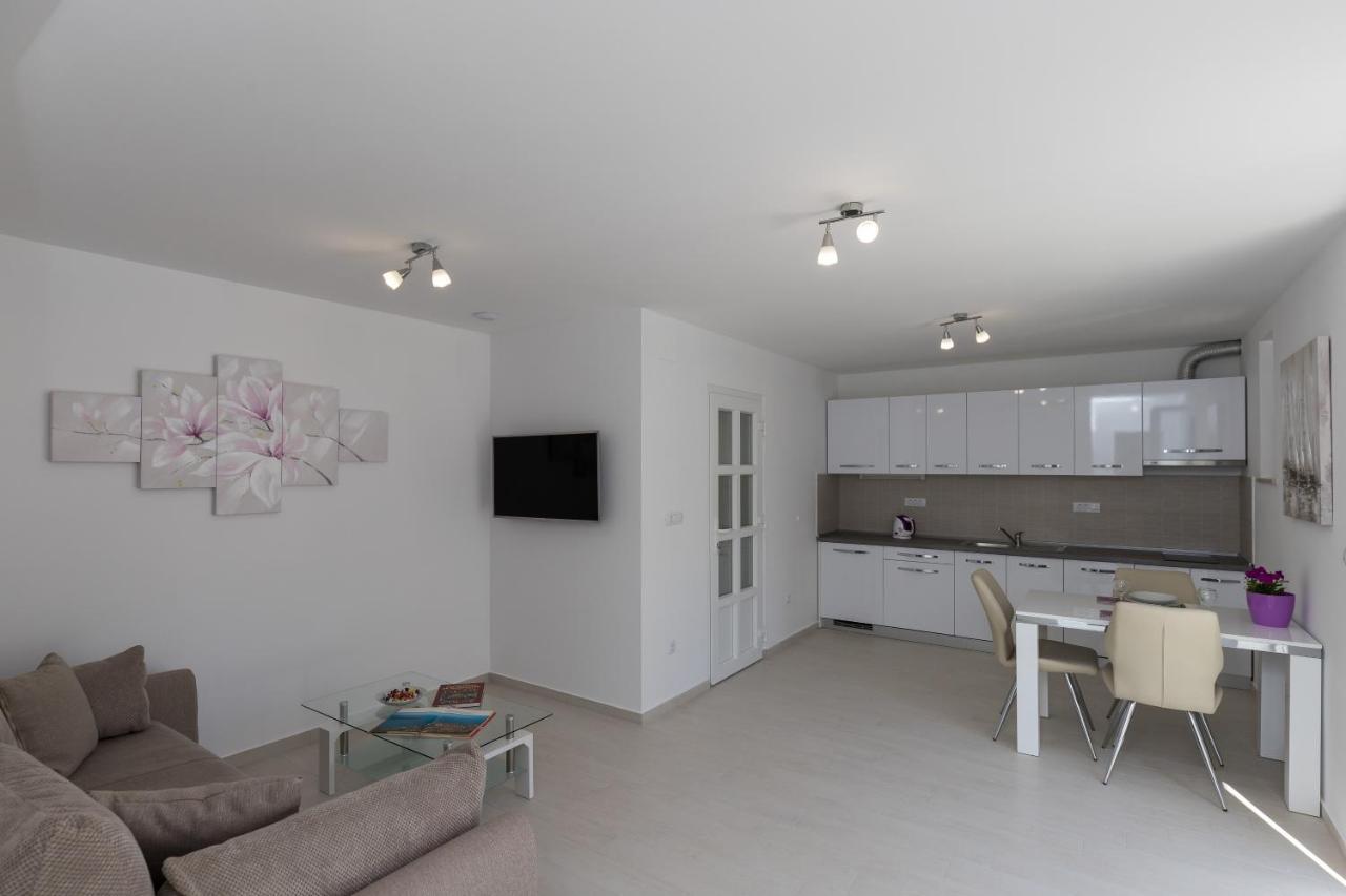 Apartments Fortinia Dubrovnik- Free Parking エクステリア 写真