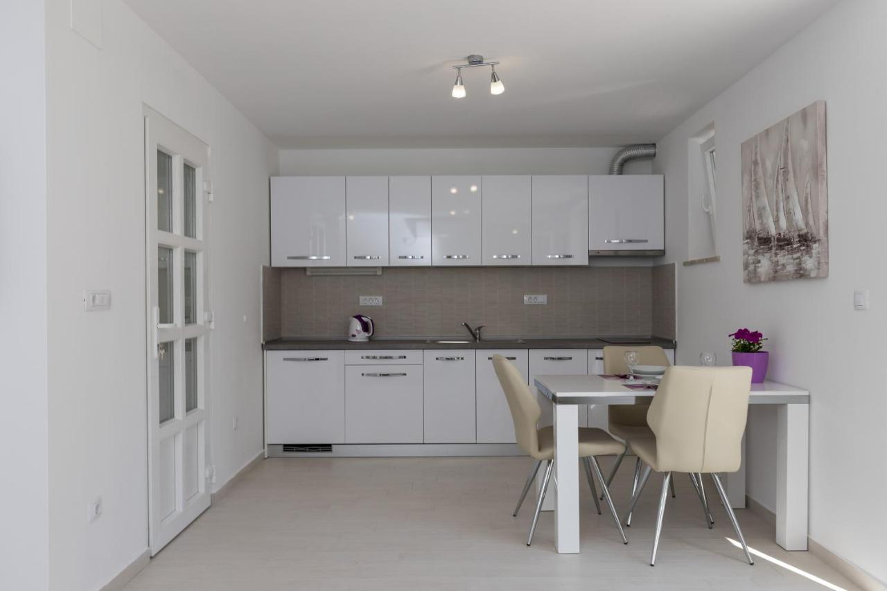 Apartments Fortinia Dubrovnik- Free Parking エクステリア 写真